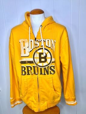 Mitchell & Ness Boston Bruins Distressed Hoodie